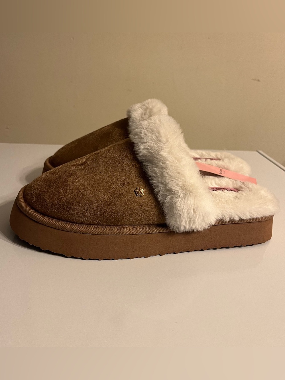 JC Slippers
